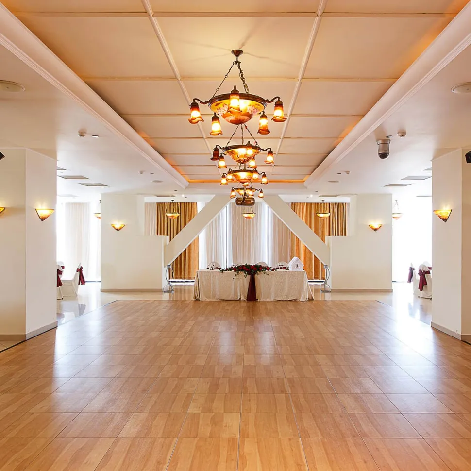 Maple Snaplock Dance Floor - Tile Only